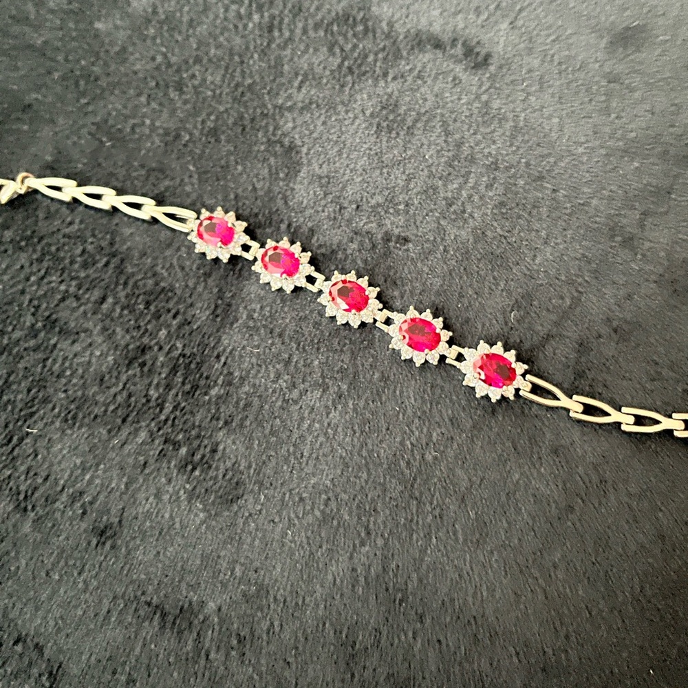 Ruby Crystal Set - Picture 8 of 10